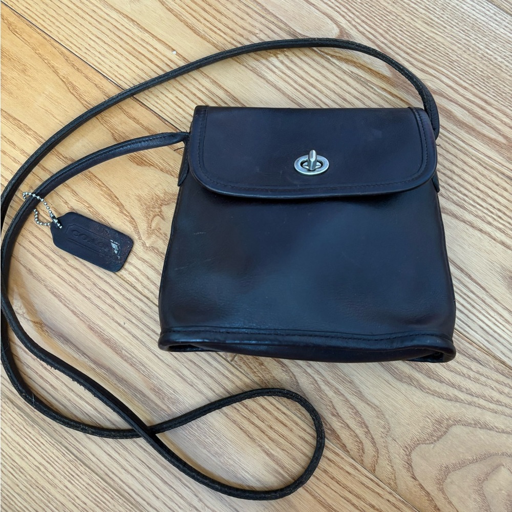 Coach tango mini
